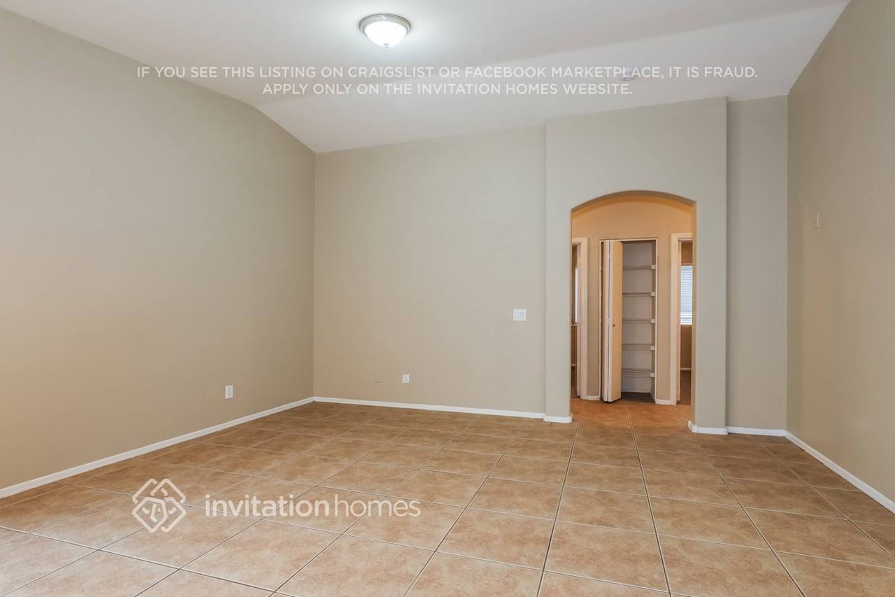 5409 S 7th Dr - Photo 3 of 17