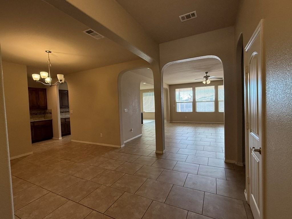 7220 Cross B Rd - Photo 2 of 20