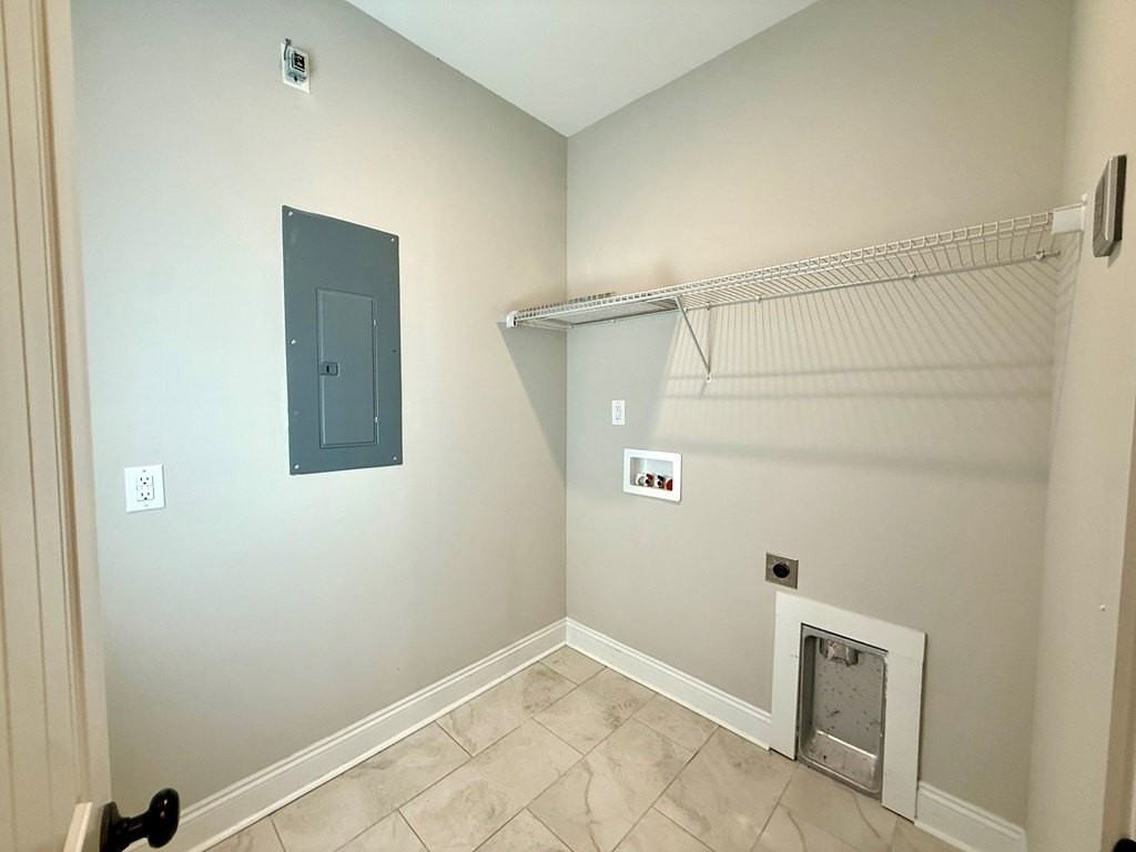 211 Overcup Dr - Photo 6 of 17