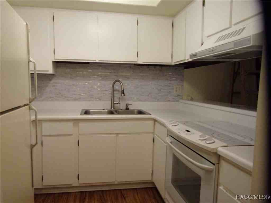 2400 Forest Dr - Photo 5 of 21