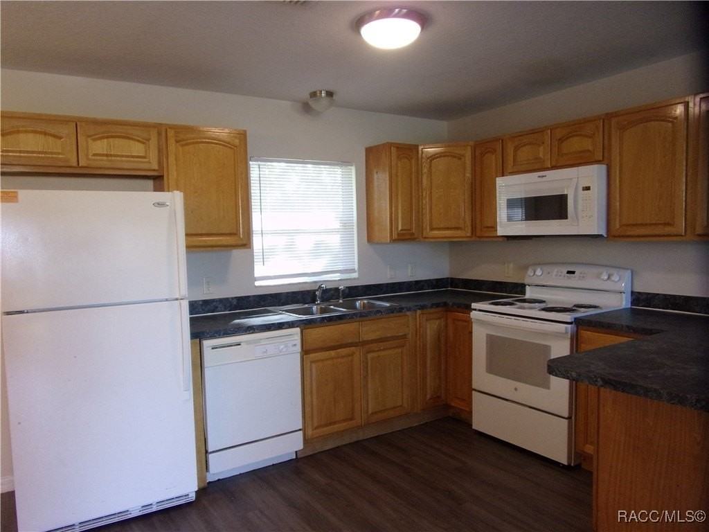 2807 Jefferson St W - Photo 6 of 15