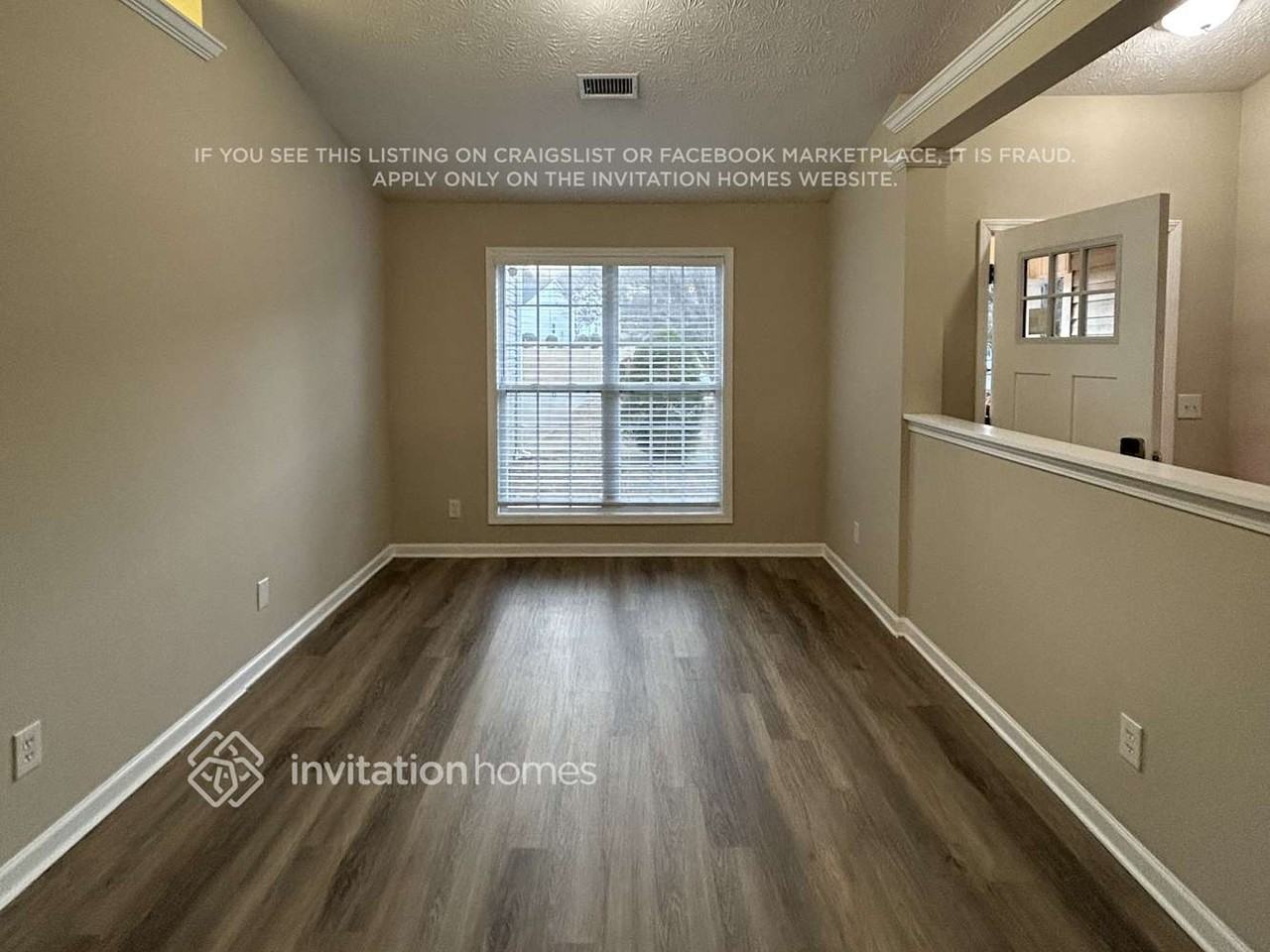 250 Covington Dr - Photo 2 of 19