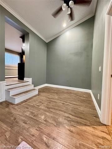 6219 Waterfront Dr - Photo 3 of 10