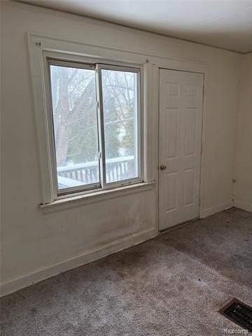 7533 Quinn St - Photo 6 of 13