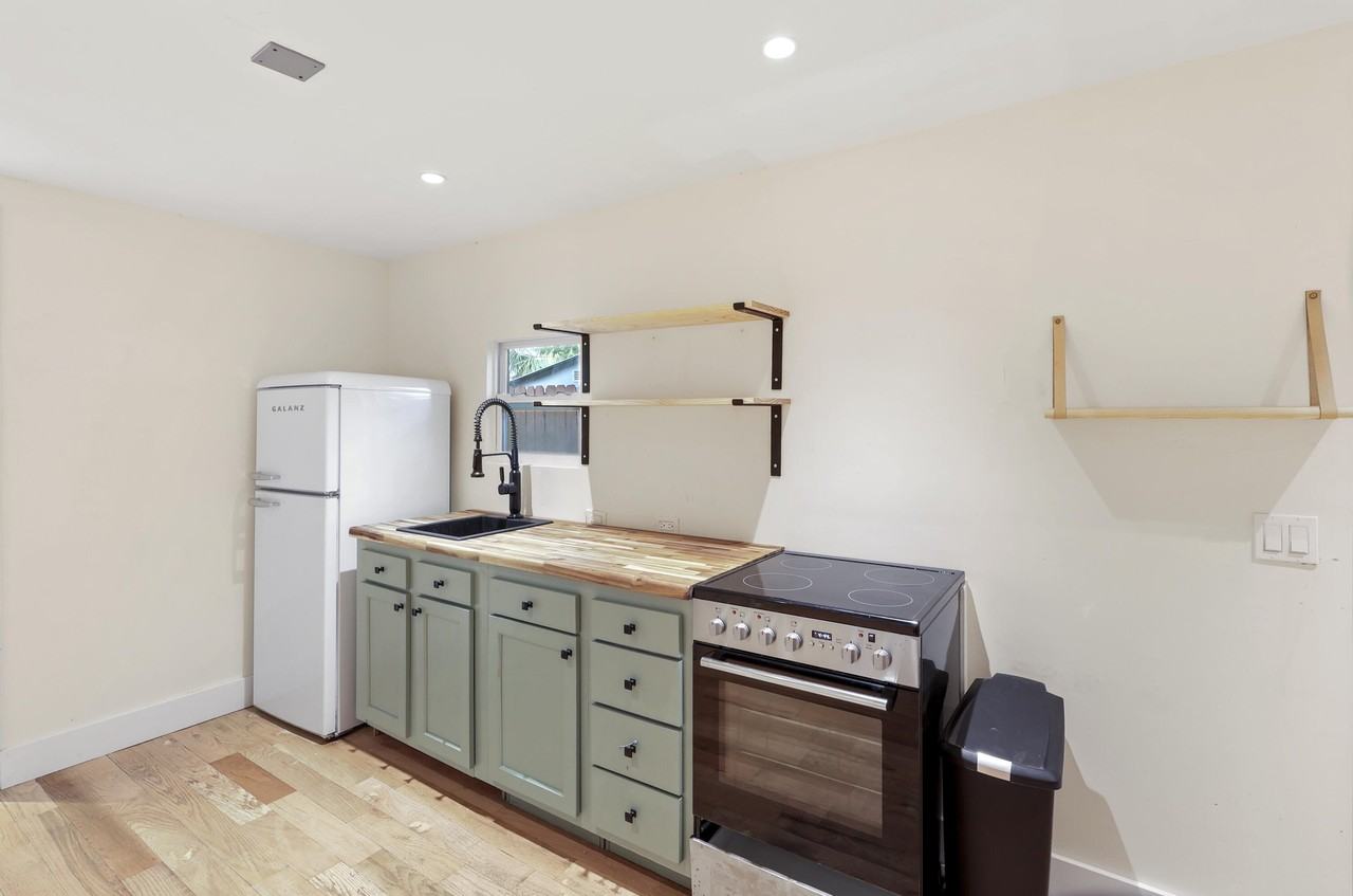 1309 Florida Ave - Photo 3 of 7