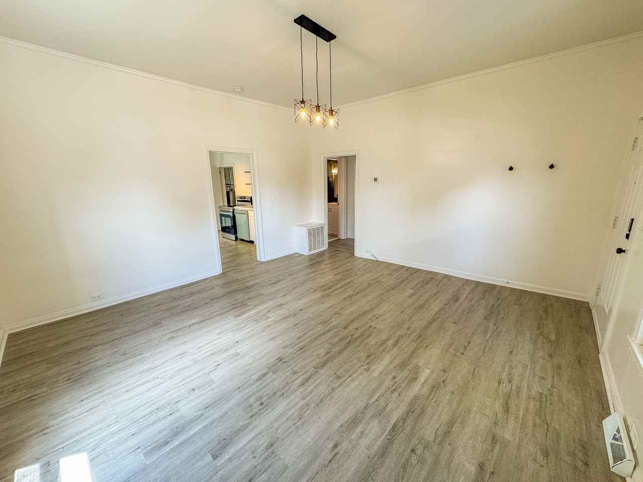 21 Webb St #1 - Photo 4 of 19