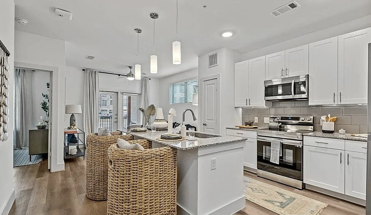 SW Wilshire Blvd & Commons Dr #1226 - Photo 5 of 29