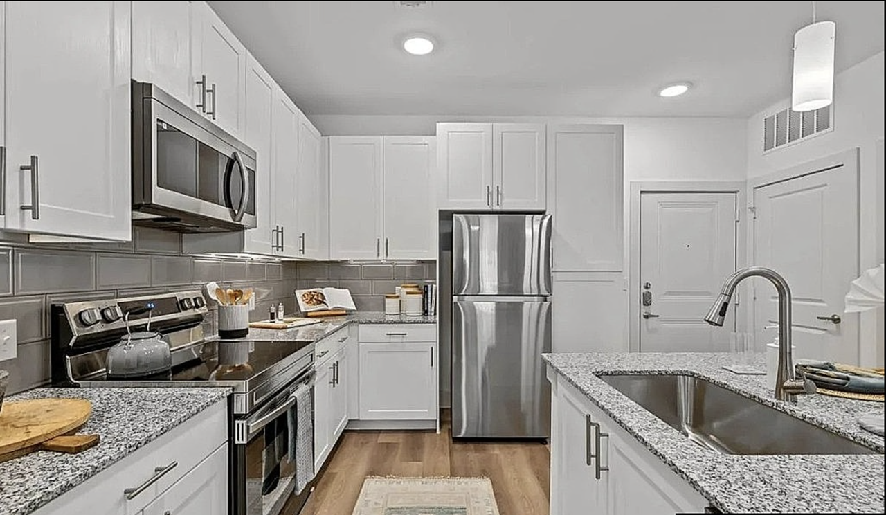 SW Wilshire Blvd & Commons Dr #1226 - Photo 6 of 29