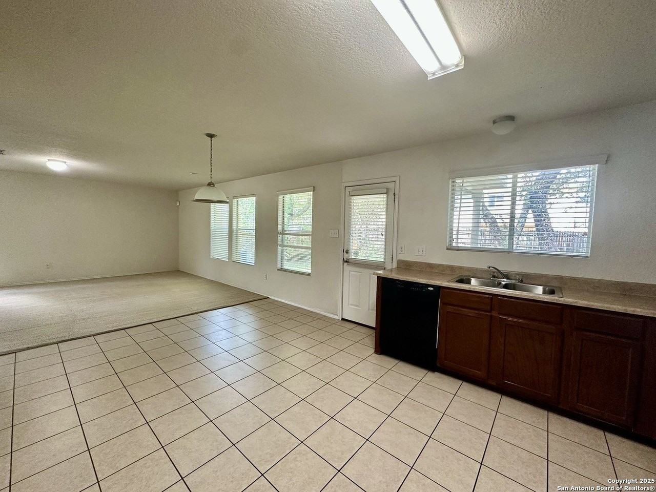 5811 Providence Oak - Photo 3 of 21