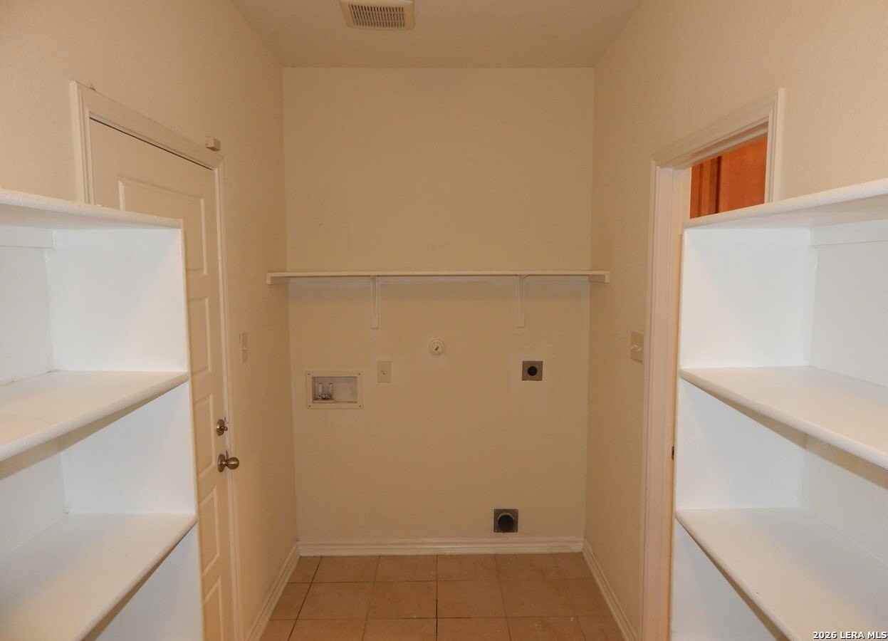 4511 Southton Way - Photo 6 of 21