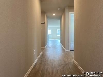 31568 Meander Ln - Photo 2 of 20