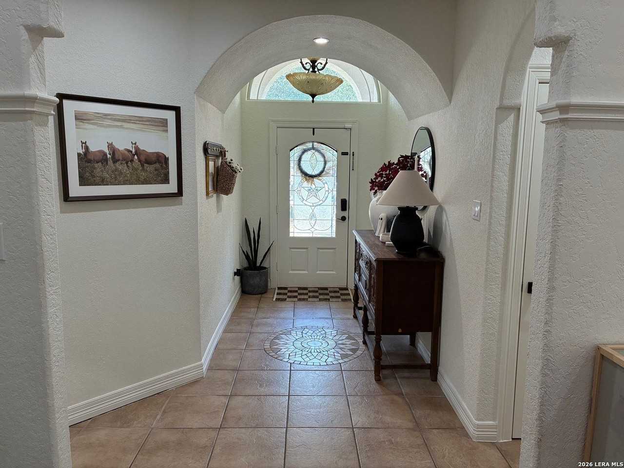 306 Harvest Gdn - Photo 2 of 36