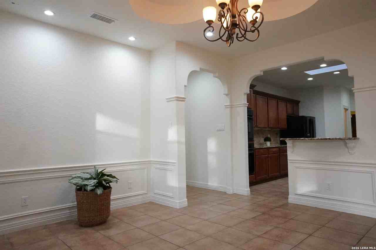 306 Harvest Gdn - Photo 6 of 36