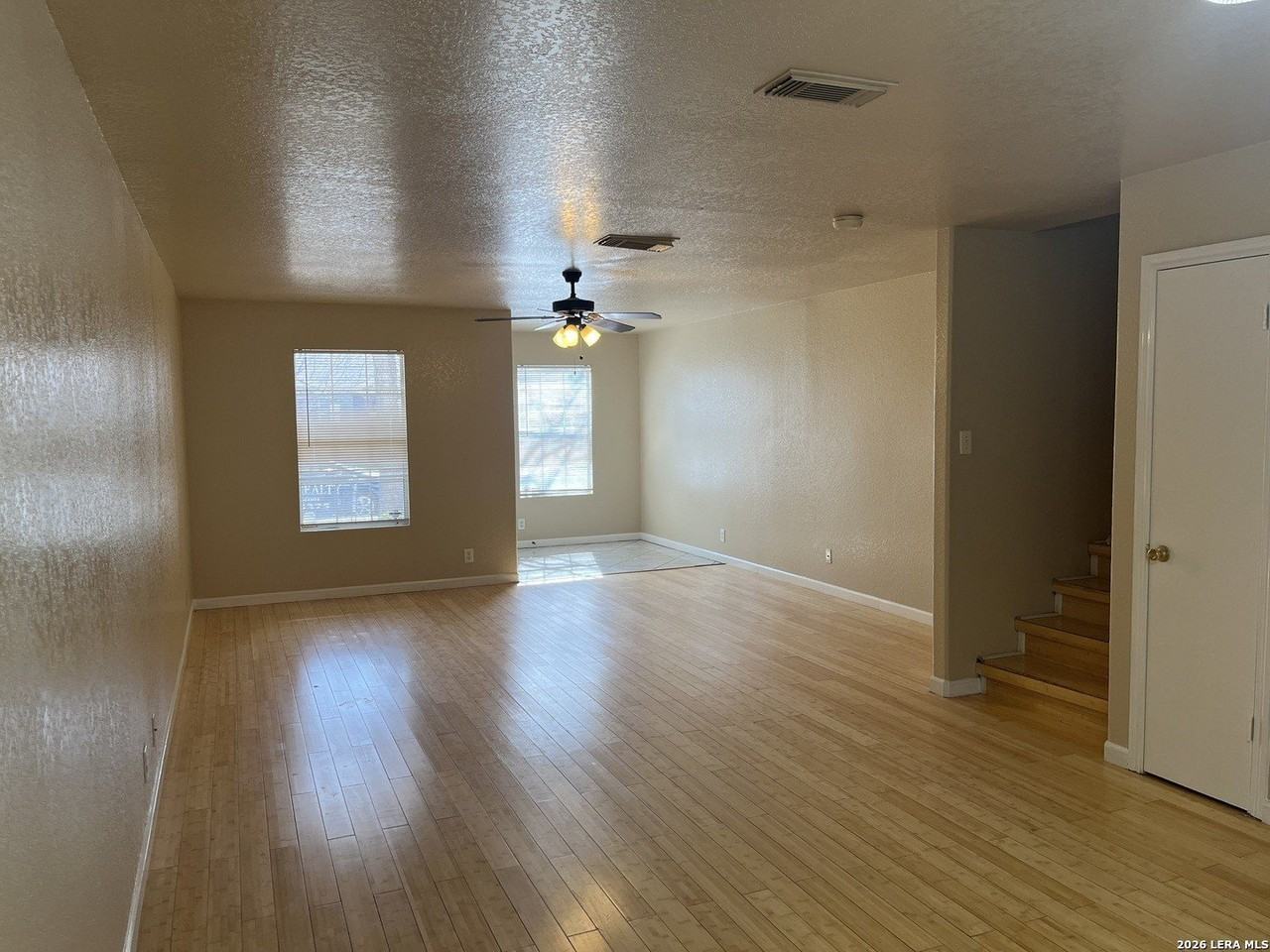 8011 Cerezo - Photo 5 of 37