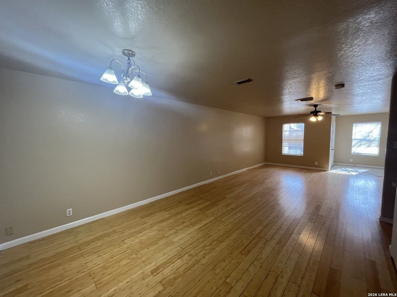 8011 Cerezo - Photo 6 of 37