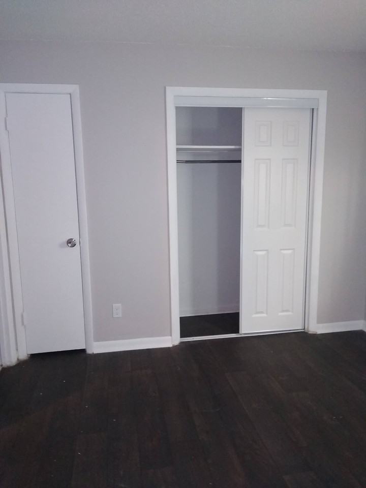 305 Lynnwood Drive7 #7 - Photo 5 of 11