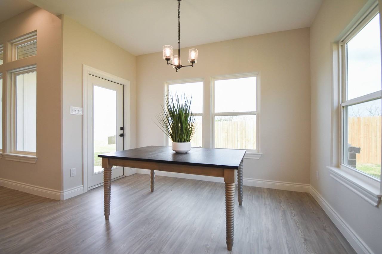 516 Windy Way Dr #0 - Photo 5 of 13