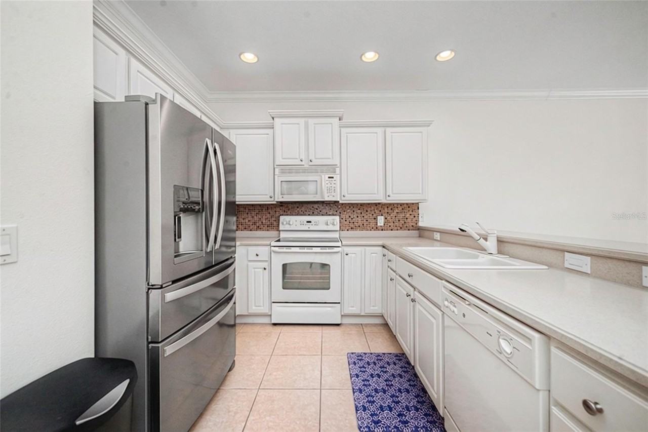 11443 52nd Ct E - Photo 3 of 30