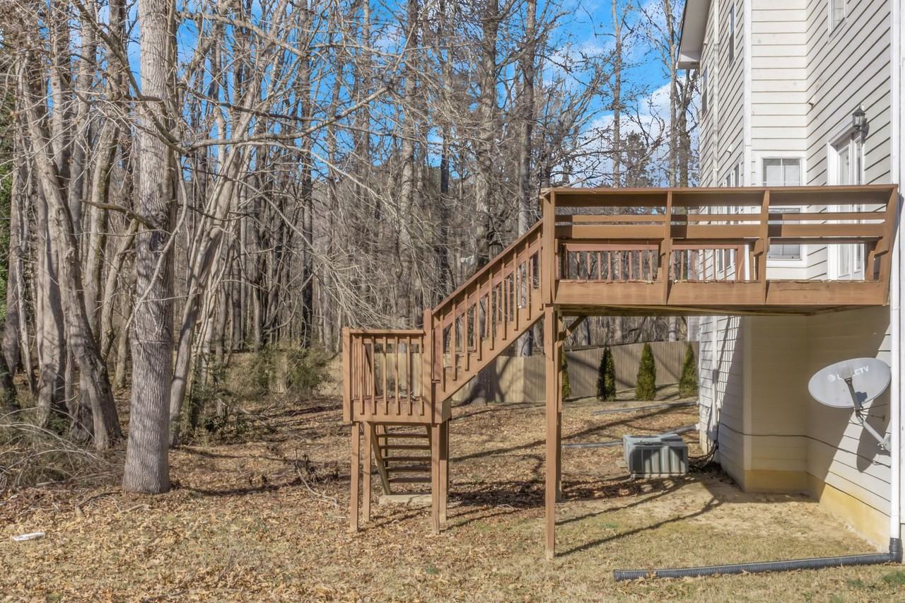 3651 Phyllis Ct - Photo 2 of 16