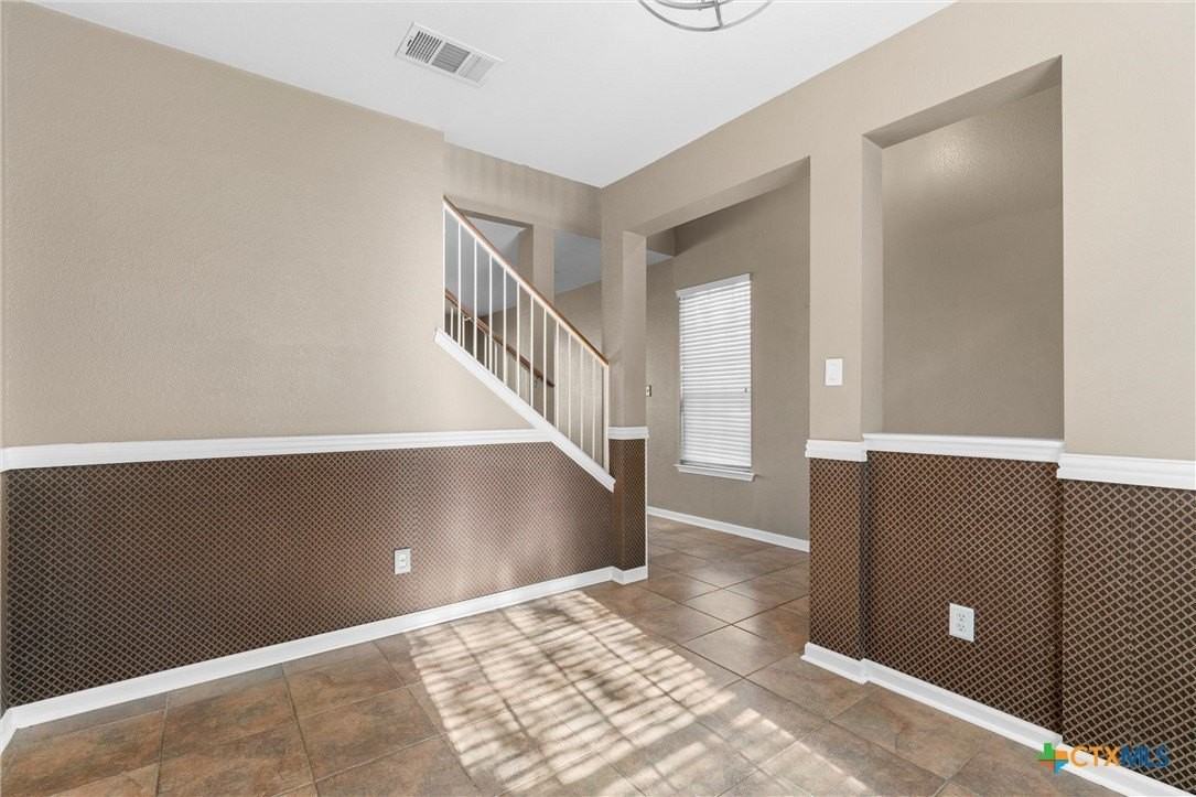 2012 Huxley Ln - Photo 4 of 28