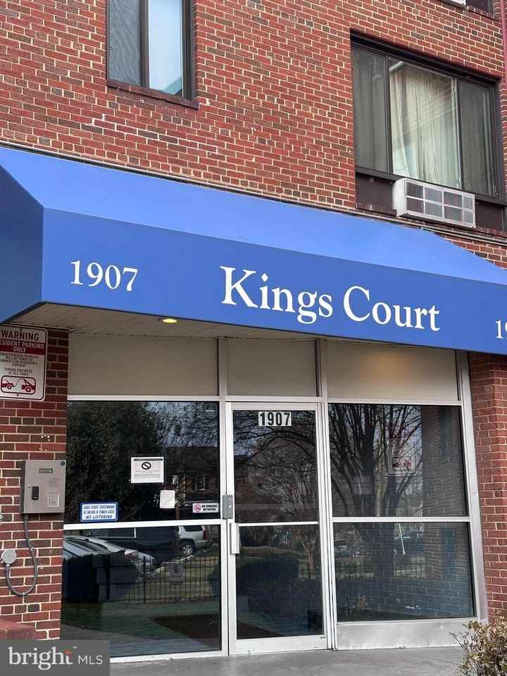 1907 Marion Barry Ave Se Apt 309 #309 - Photo 3 of 9