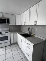 557 E 6th Ave #B - Photo 1 of 1