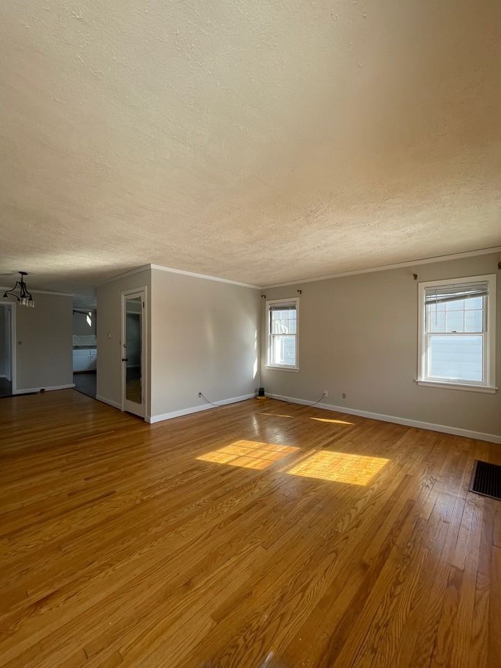 1414 Franklin St #MAIN - Photo 2 of 12