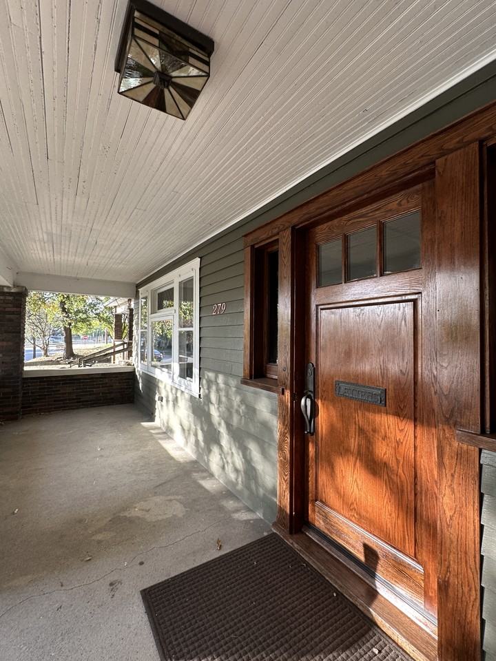 279 Littleton St - Photo 2 of 26