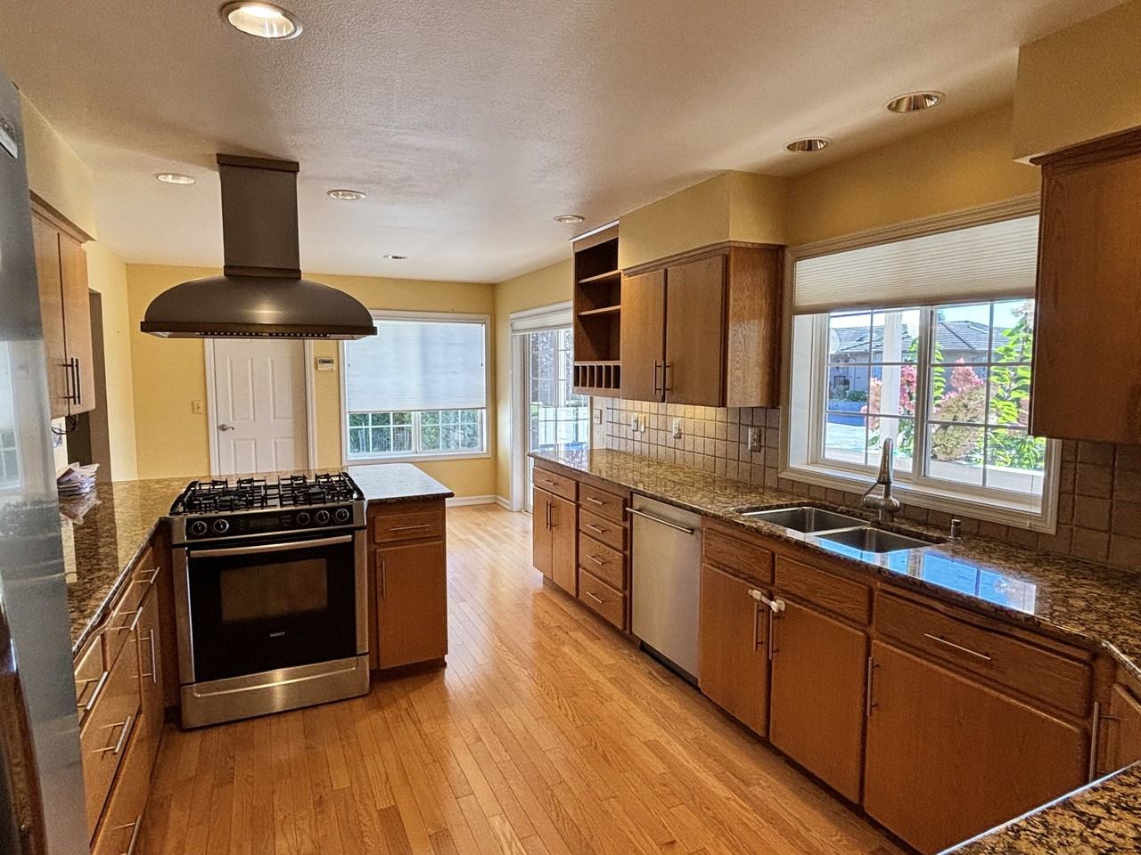 1150 Se Polk Cir - Photo 4 of 26