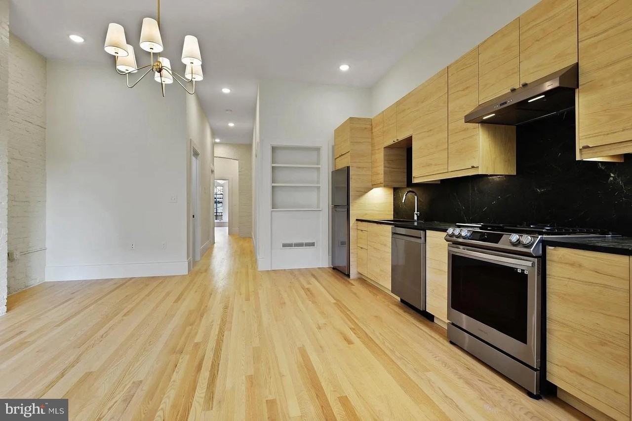 1014 N Calvert St Apt 2 #2 - Photo 3 of 14