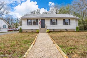 featured image of 206 D Carlton St