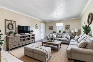 1303 La #8 - Photo 1 of 1