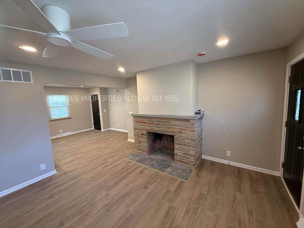 4406 Glenmawr Ave - Photo 2 of 27