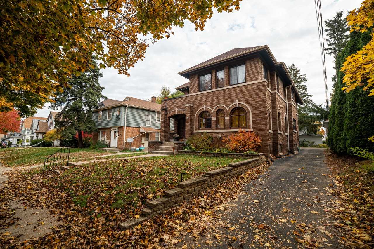 522 N 65th St #524 - Photo 3 of 30