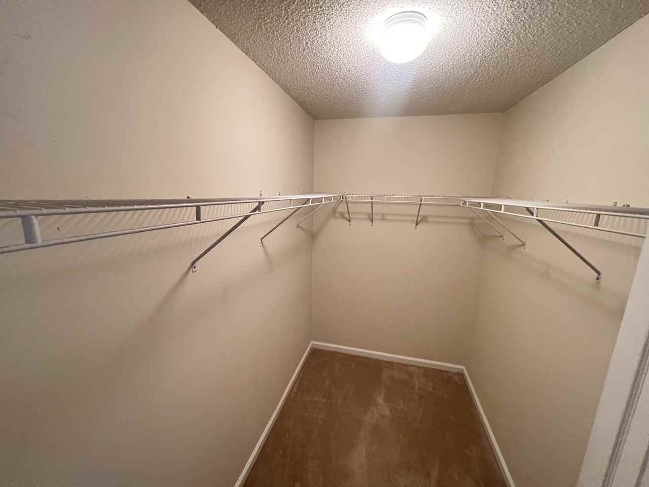 204 Hawkridge Pl #1 - Photo 5 of 10