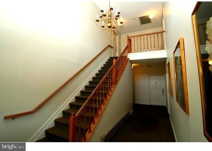 812 Eagles Chase Dr - Photo 2 of 25