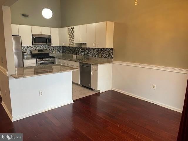 812 Eagles Chase Dr - Photo 5 of 25