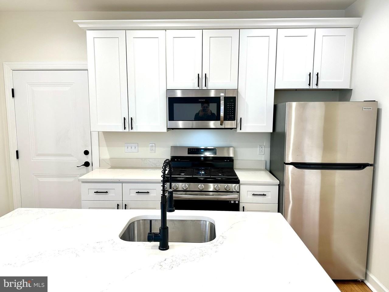 2009 N Reese St Unit 8b #8B - Photo 4 of 12