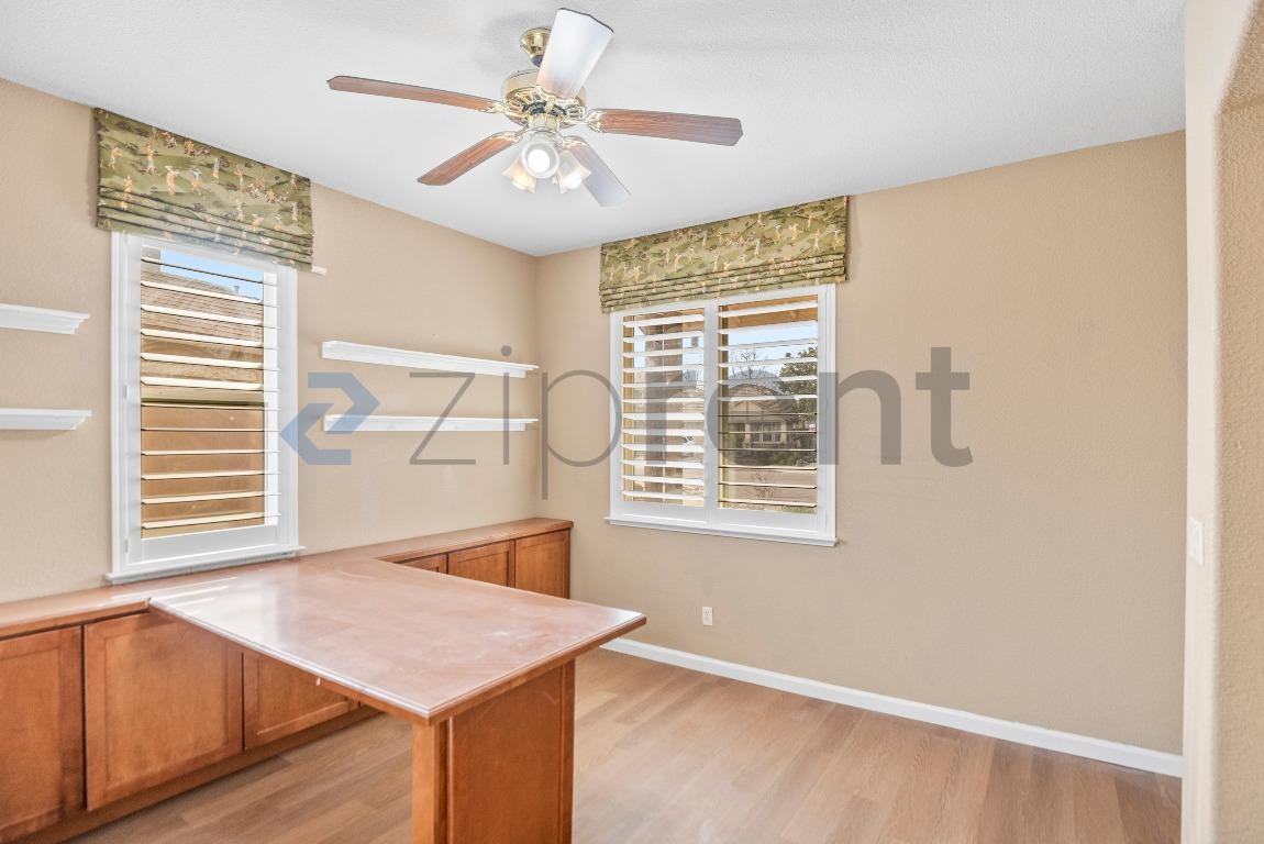 25 Zion Ct - Photo 7 of 39