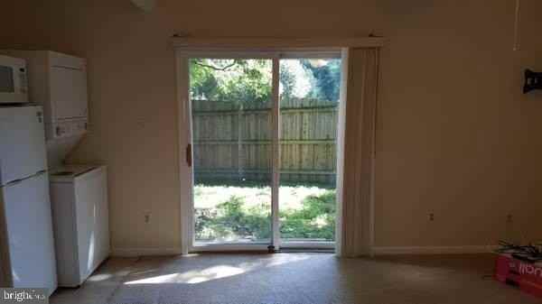 7715 - STUDIO IDYLWOOD Road unit: Studio Apt #APT - Photo 3 of 10