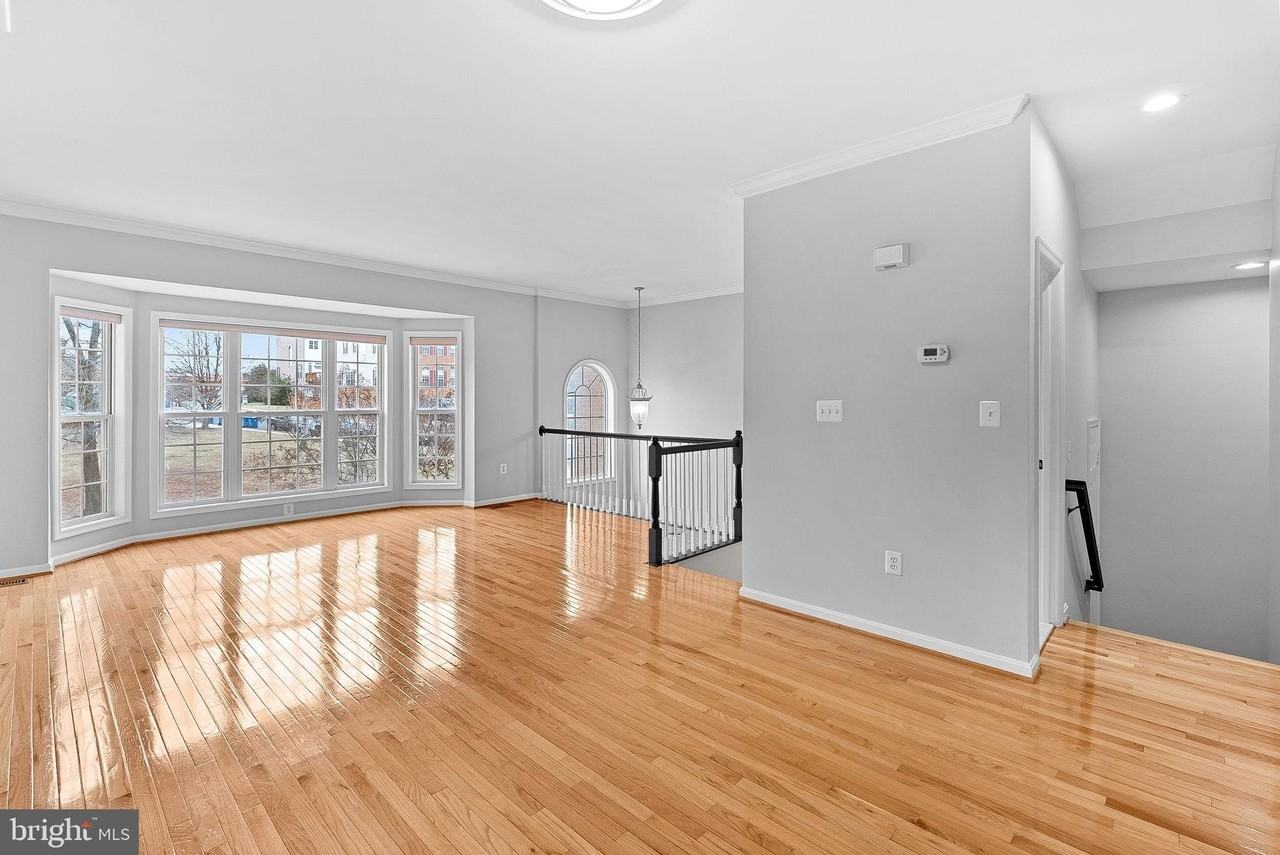 13584 Cedar Run Ln - Photo 5 of 50