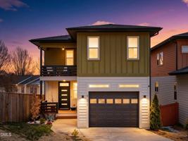 featured image of 927 Ramseur St