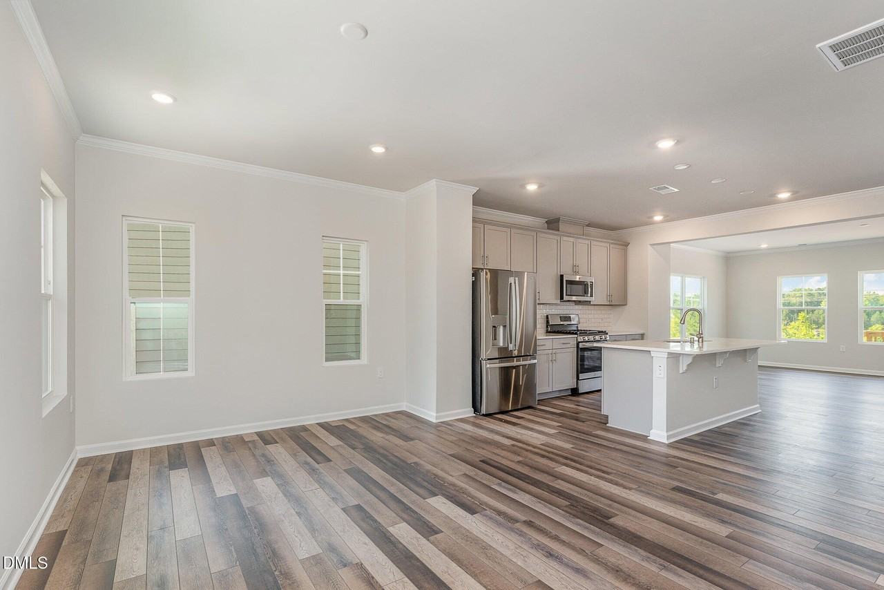 2132 Terrawood Dr - Photo 6 of 25