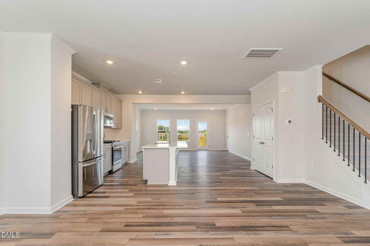 2132 Terrawood Dr - Photo 7 of 25