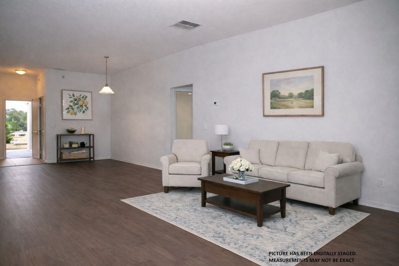 415 Danube Way - Photo 2 of 28