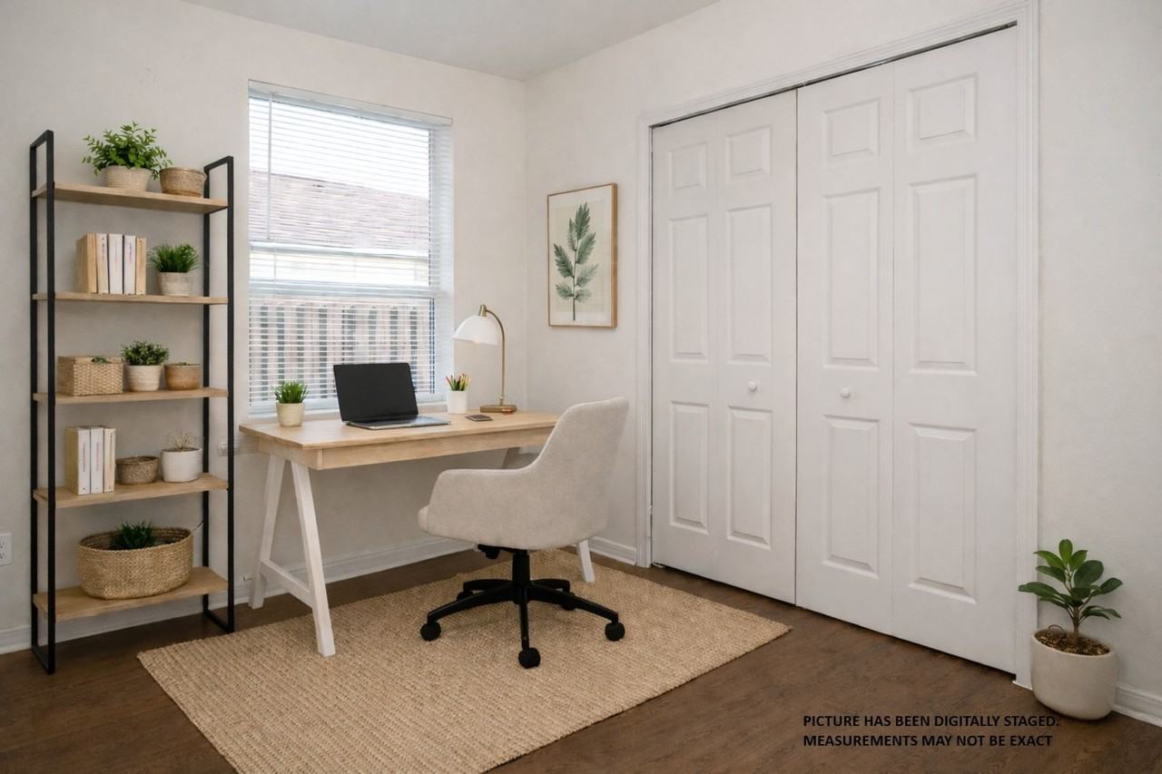 415 Danube Way - Photo 6 of 28