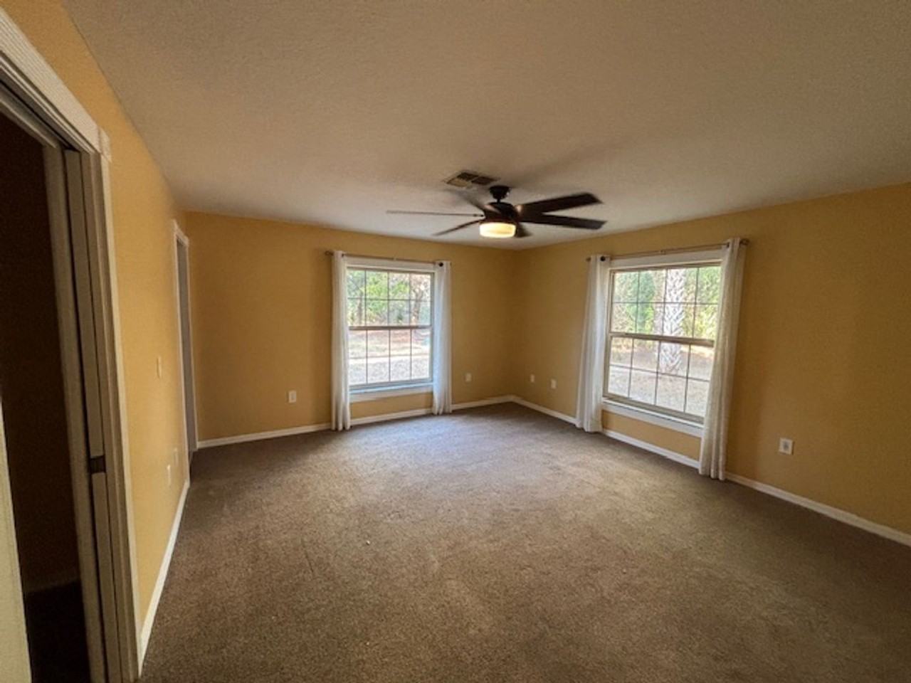 18816 Cimbora Dr - Photo 5 of 23