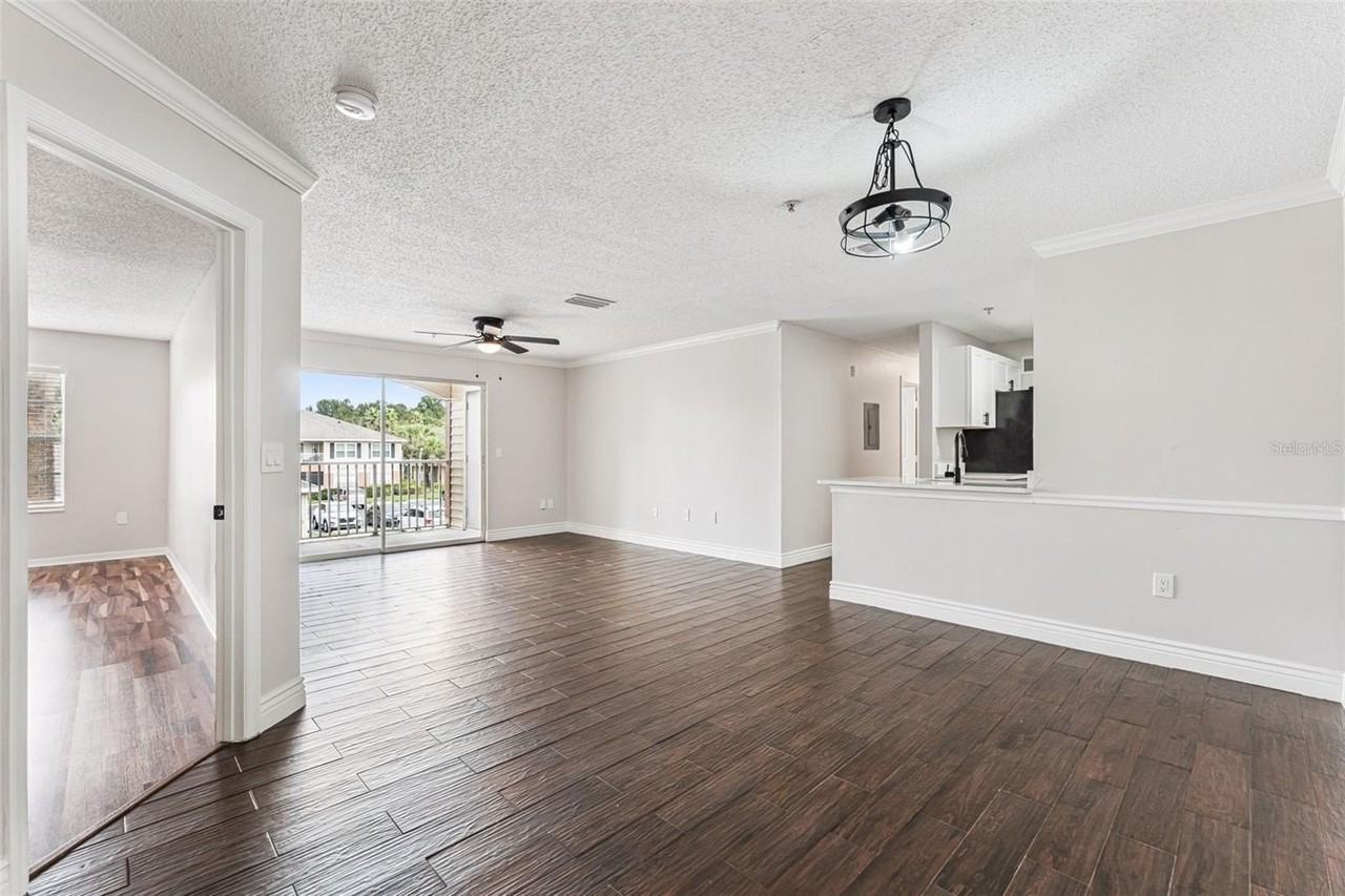 1939 Summer Club Dr #201 - Photo 7 of 17