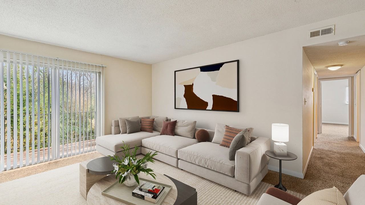 Westchester Key Apartments - Photo 3 of 13