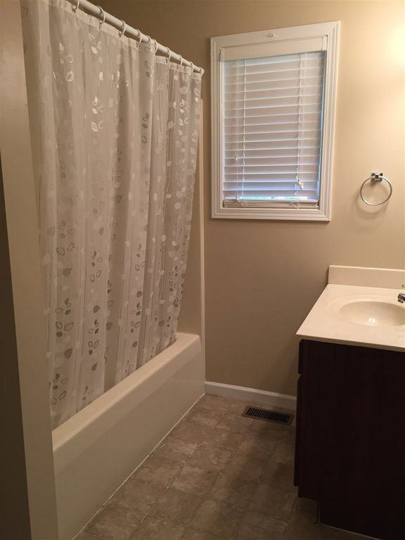 3315 S Oaklawn Cir - Photo 6 of 9